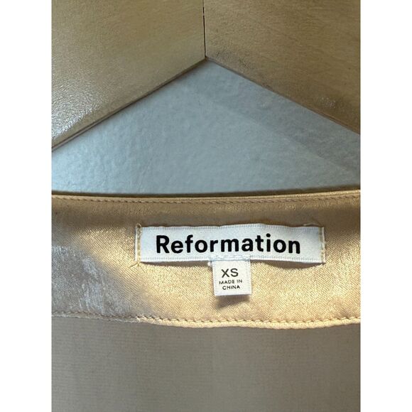 Reformation Women's Size XS Tan Ian Top V-Neck Long Sleeve NWT - Picture 7 of 9